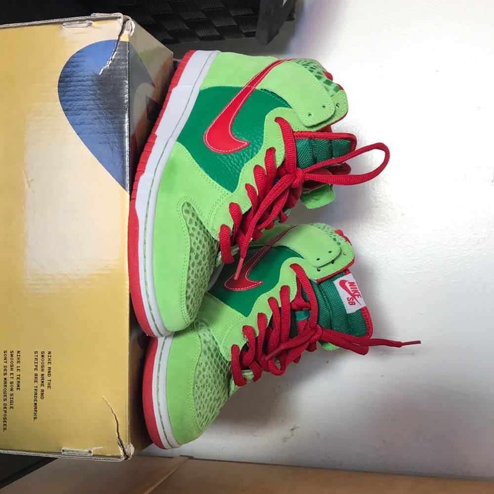 Nike SB Dunk High Pro Dr. Feel Good.